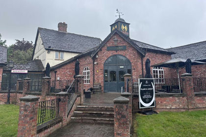 2.4 acres of Pub for sale in Lockington-Hemington
