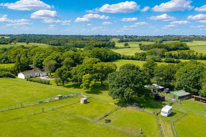 18.9 acres of House with Land for sale in Beckley