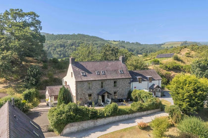 18 acres of House with Land for sale in Llandovery