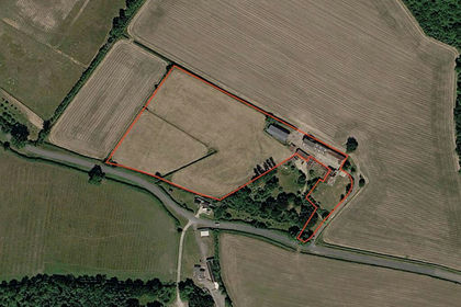 5 acres of Smallholding for sale in Boarstall