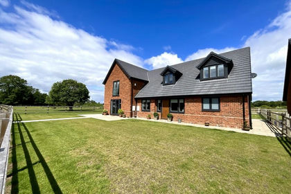 4 acres of House with Land for sale in Aston cum Aughton