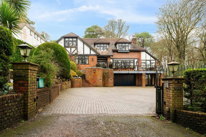 2.1 acres of Land for sale in Corfe Mullen