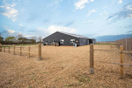 Barn Conversion for sale in Cottenham