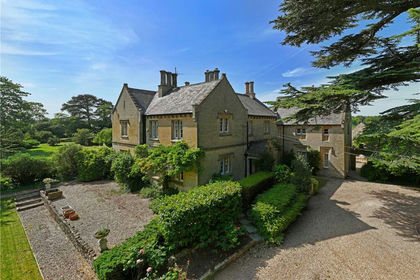 1.3 acres of Country Home for sale in Leasingham