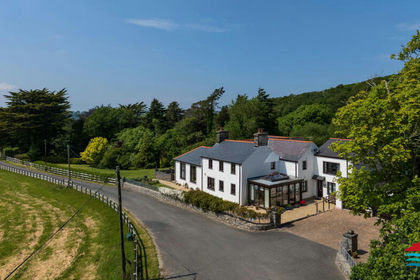 6.8 acres of House with Land for sale in Llannor
