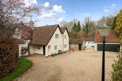 2 acres of Land for sale in Berkhamsted