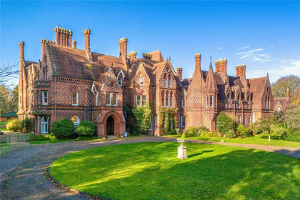 15.5 acres of Land for sale in Stanstead Abbots