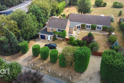 2.4 acres of House with Land for sale in Leverington