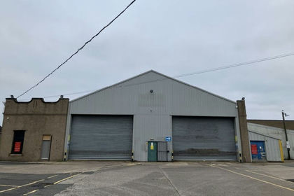 Warehouse for sale in Cowdenbeath and Kirkcaldy
