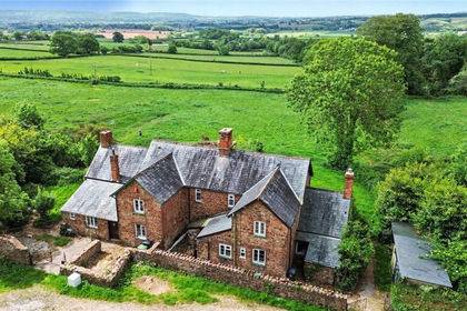 1.9 acres of Cottage for sale in West Bagborough