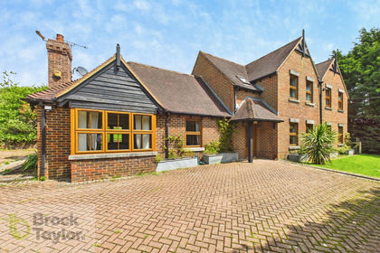 5 acres of Equestrian property for sale in Bolney
