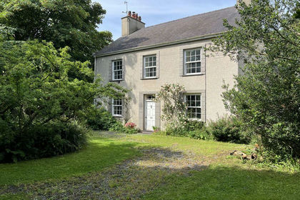 1.7 acres of House with Land for sale in Llanfachraeth