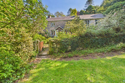 1.5 acres of House with Land for sale in Constantine