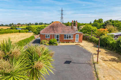 2.1 acres of House with Land for sale in Hartlebury