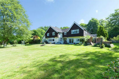2 acres of House with Land for sale in Ringwood