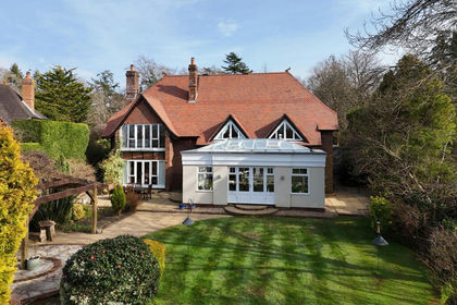 2.5 acres of House with Land for sale in Brockenhurst