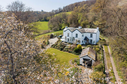 1.8 acres of House with Land for sale in Devon
