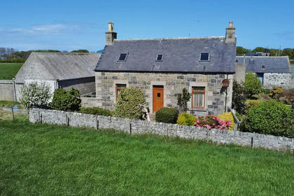 15 acres of House with Land for sale in Aberdeenshire North and Moray East