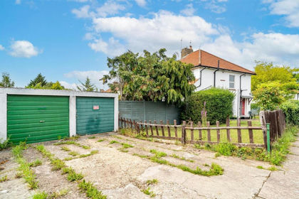 Land for sale in Chipping Barnet