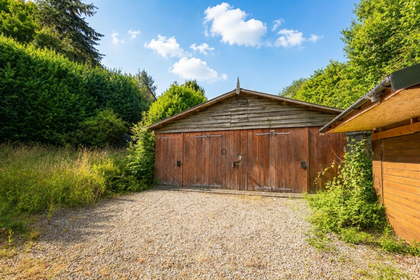 1.1 acres of Cottage for sale in Croft and Yarpole