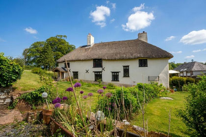 1 acre of Farmhouse for sale in North Tawton