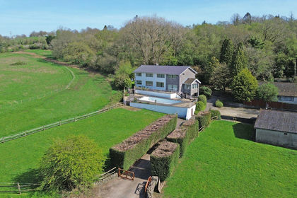 1.3 acres of House with Land for sale in Allt-yr-yn