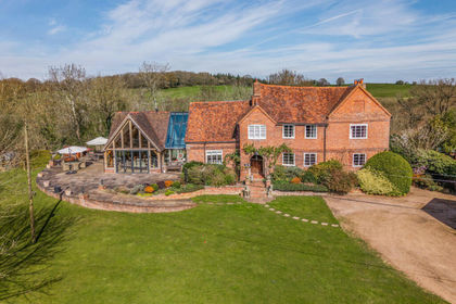 1.7 acres of Farmhouse for sale in Mamble