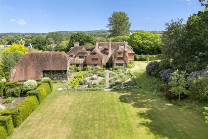 4.2 acres of Country Home for sale in Horsmonden