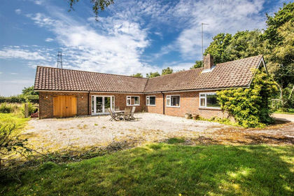 4 acres of Smallholding for sale in Laughton