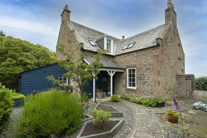 1.2 acres of House with Land for sale in Arbroath and Broughty Ferry