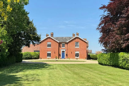 10 acres of Land for sale in Redlynch