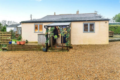 Land for sale in Tregoney with Cuby