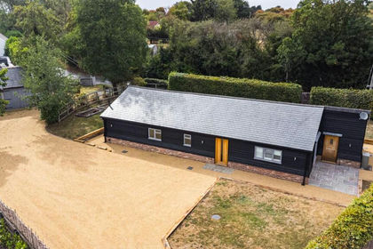 Barn Conversion for sale in Lindsell