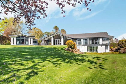 1.5 acres of House with Land for sale in Collingham