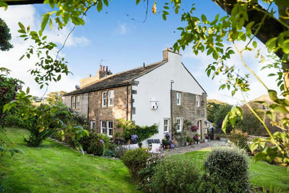 4 acres of Smallholding for sale in Bradford West