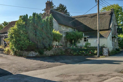 Pub for sale in Donhead St. Andrew