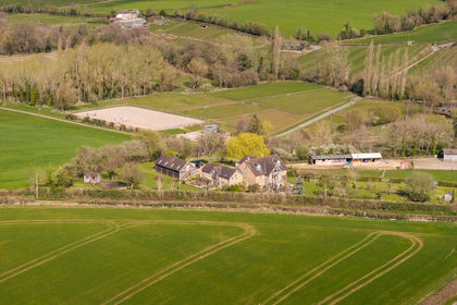 9 acres of House with Land for sale in Bishop's Frome