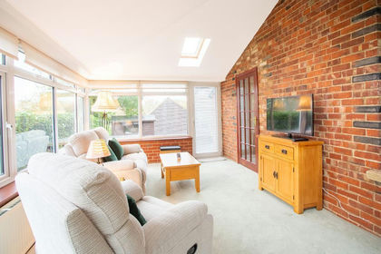 1.3 acres of House with Land for sale in Heathfield and Waldron