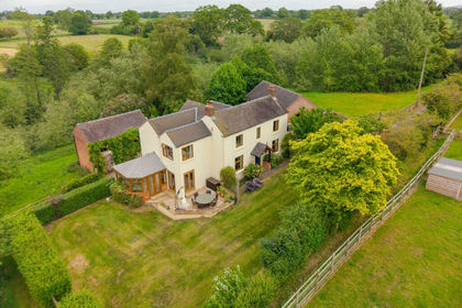 4.2 acres of House with Land for sale in Audlem