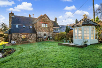 8.1 acres of Property for sale in Rose Ash