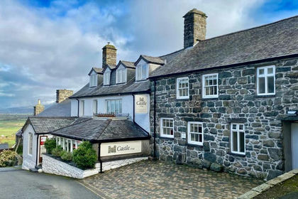 Coastal property for sale in Harlech