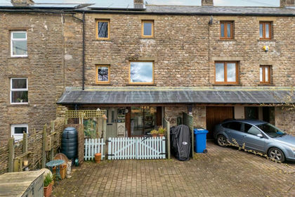 Land for sale in Thornton in Lonsdale