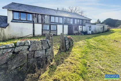 5.5 acres of House with Land for sale in Spreyton