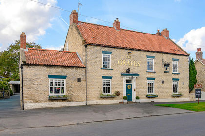 Commercial Land for sale in Slingsby