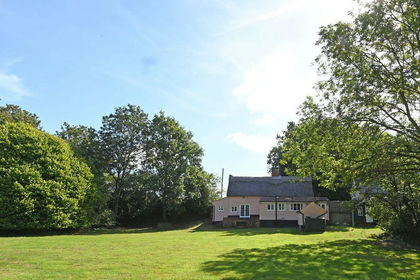 1.9 acres of Cottage for sale in Sternfield