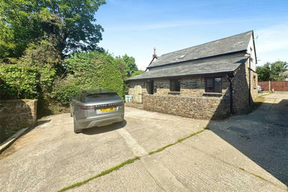 Barn Conversion for sale in Pancrasweek