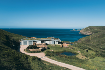 18 acres of House with Land for sale in Brawdy