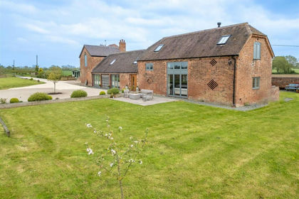 Barn Conversion for sale in Shackerstone