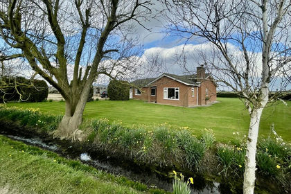 6.7 acres of House with Land for sale in Gedney