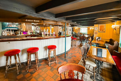 Pub for sale in Mawnan